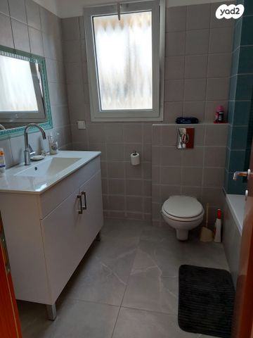 בית פרטי/ קוטג', המהרי"ץ 3, גבעת אביב, גדרה