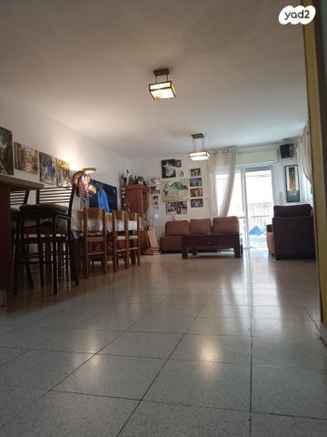 דירה, הארבעה 41, פסגת זאב, ירושלים