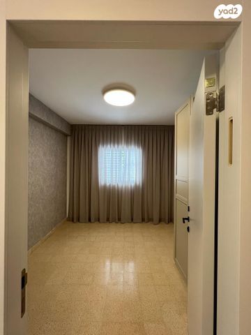 דירה, חיים וייצמן 70, מרכז, קרית עבודה, חולון