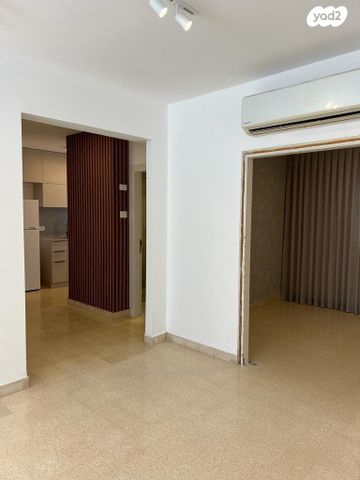 דירה, חיים וייצמן 70, מרכז, קרית עבודה, חולון