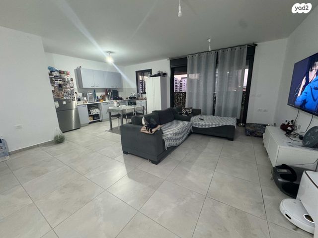 דירה, אור ים, אור עקיבא