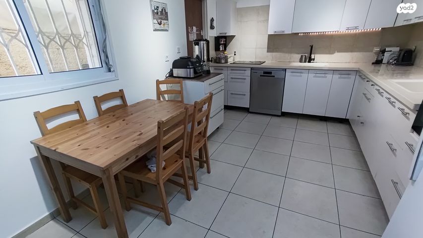 דירת גן, שדרות נחל צאלים, רמת הנחלים / רמת בית שמש א', בית שמש