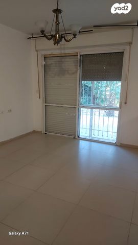 דירת גן, פרי מגדים, מגדים, מעלה אדומים