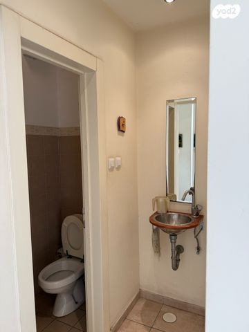 דירה, יוני נתניהו, רמת הדר, גבעת שמואל