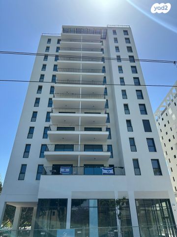 דירה, שדרות ירושלים 129, מכללת תל אביב יפו, דקר, תל אביב יפו