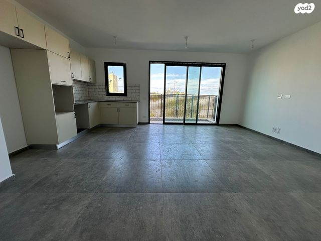 שדרות ירושלים 129