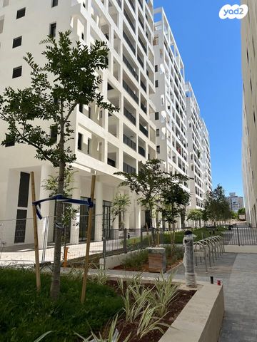 דירה, שדרות ירושלים 129, מכללת תל אביב יפו, דקר, תל אביב יפו