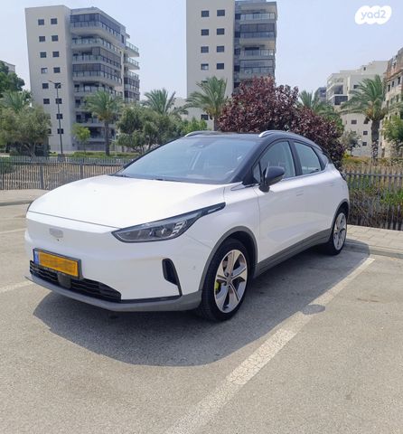 מודעת רכב ג׳ילי Geometry C