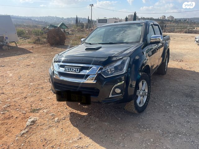 איסוזו די-מקס