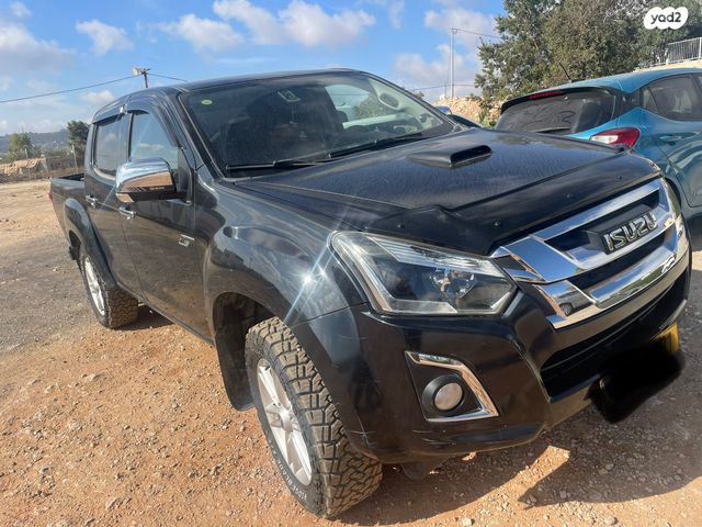 איסוזו די-מקס