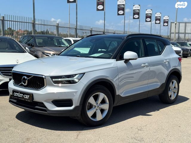 מודעת רכב וולוו XC40