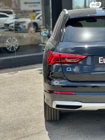 אאודי Q3
