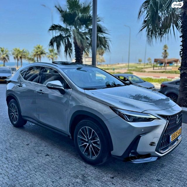 לקסוס NX