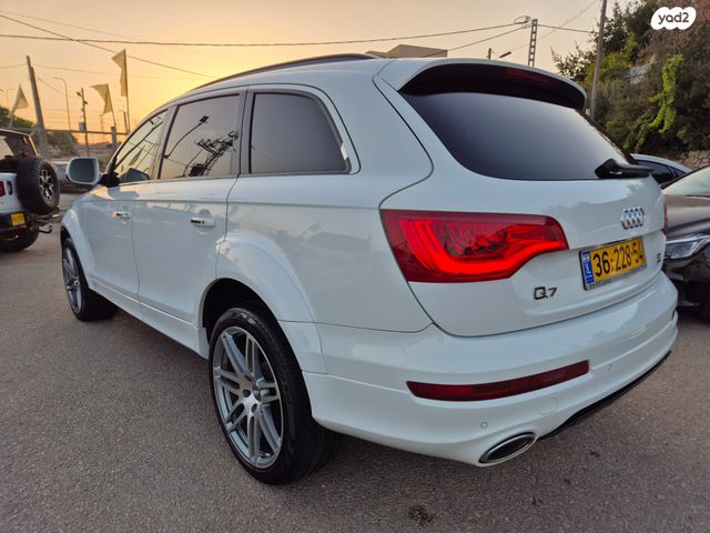 מודעת רכב אאודי Q7