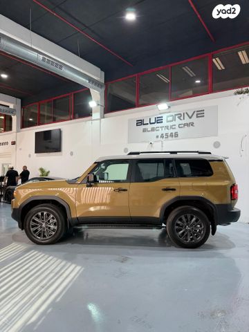 טויוטה לנד קרוזר