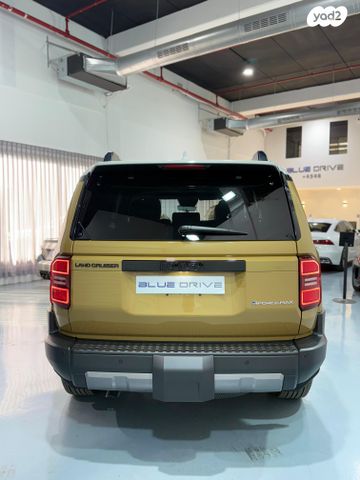 טויוטה לנד קרוזר