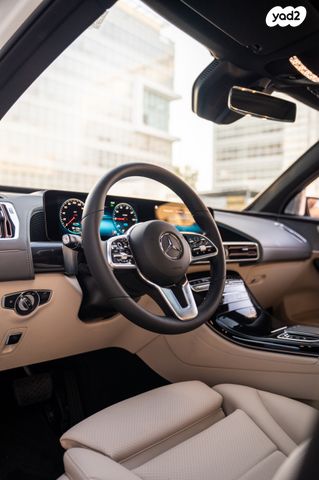 מרצדס-בנץ EQC