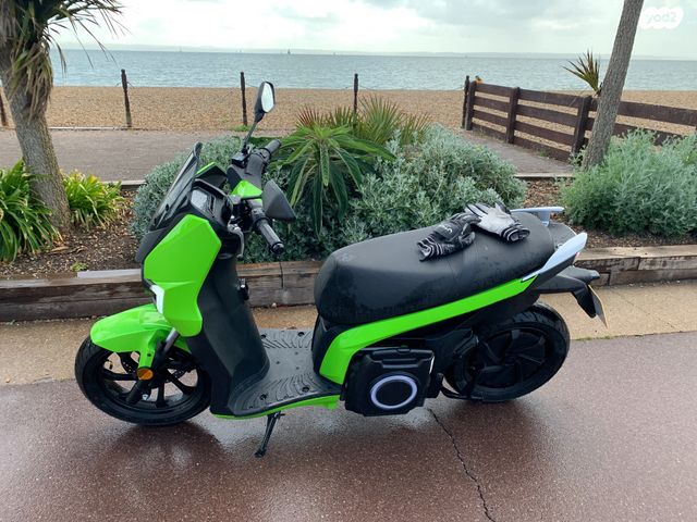 סיילנס - קטנועים חשמליים S01