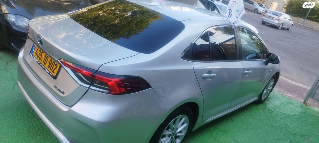 טויוטה קורולה