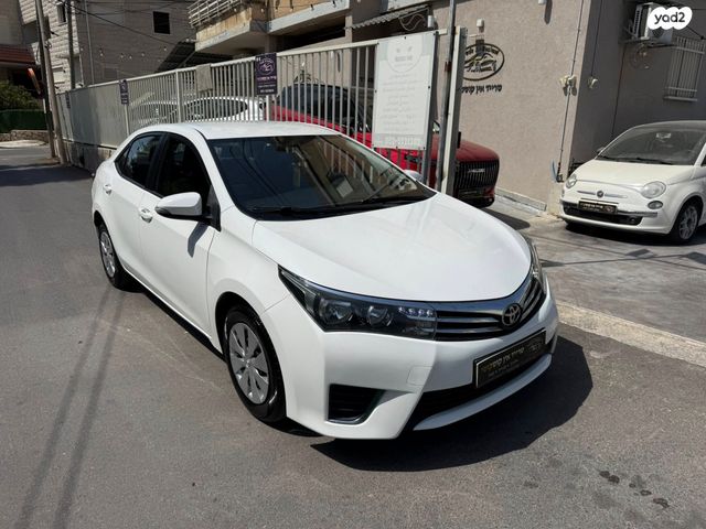 מודעת רכב טויוטה קורולה 1