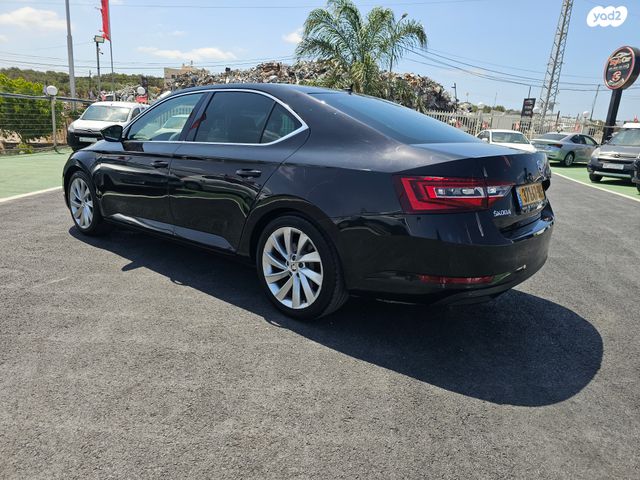 סקודה סופרב