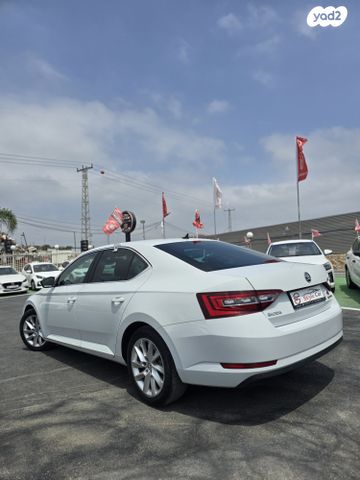 סקודה סופרב