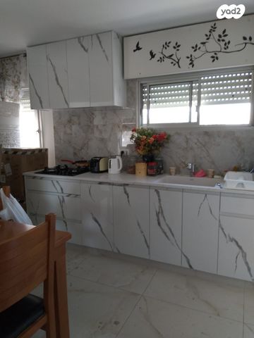 דירה, אדם 37, ארמון הנציב, תלפיות מזרח, ירושלים