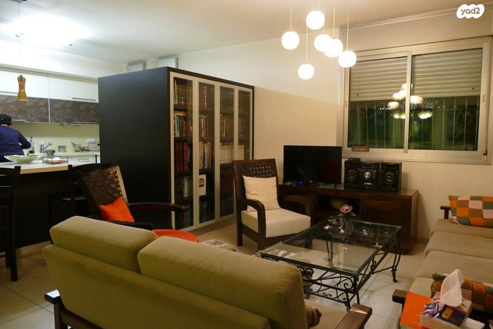 הרב ריינס 18