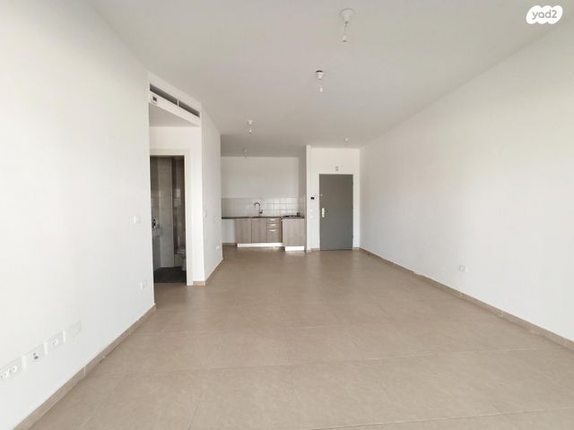 דירה, שוהם 47, אבני חן, חריש