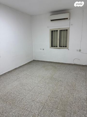 בית פרטי/ קוטג', שביל הרקפת 42, ביצרון ורמת ישראל, תל אביב יפו