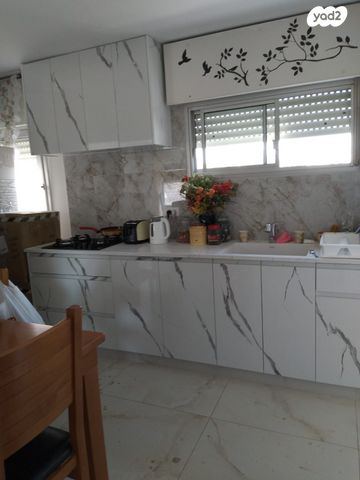 דירה, אדם 37, ארמון הנציב, תלפיות מזרח, ירושלים