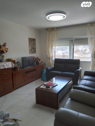 דירה, אדם 37, ארמון הנציב, תלפיות מזרח, ירושלים