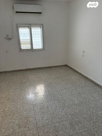 בית פרטי/ קוטג', שביל הרקפת 42, ביצרון ורמת ישראל, תל אביב יפו