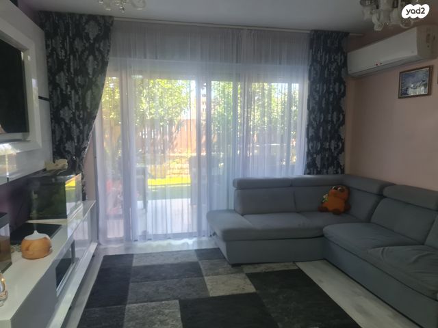 דירת גן, הערבה 5, רובע ג', אריאל