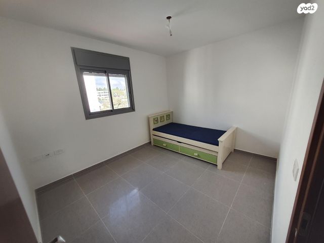 דירה, עיר היונה 11, רובע ה', אריאל