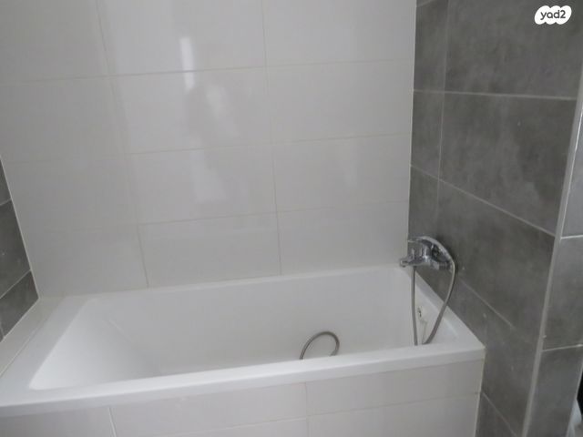 דירה, בבא סאלי 8, רמות דוד, קרית גת