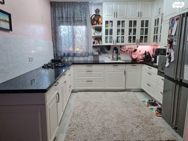 דירת גן, הערבה 5, רובע ג', אריאל