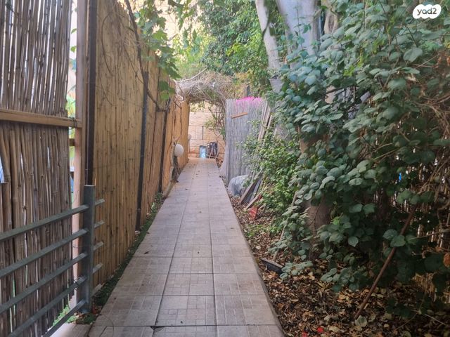 דירת גן, נתיבות המשפט 81, קרית ספר, מודיעין עילית