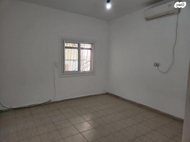 דירה, וייצבארד 1, רמב"ם, ראשון לציון