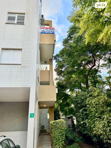 דירה, התבור, לב הפארק, רעננה