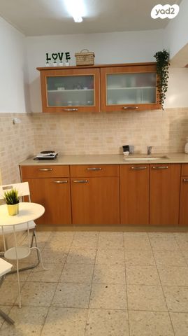 דירה, הרב אברהם הלל 9, ויצמן, רמלה