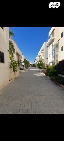 מרדכי זעירא 