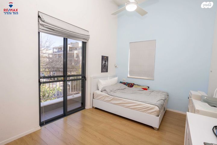 בית פרטי/ קוטג', חמנית, מתחם 19 - 20 (מתחם הפרחים), הוד השרון