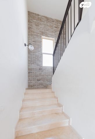 דירה, רסקו ג', הוד השרון