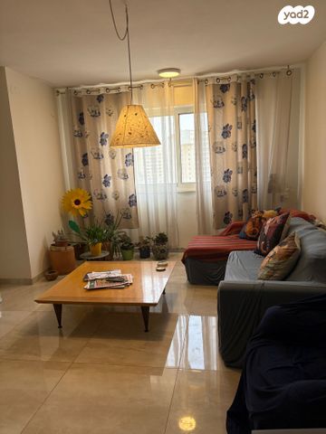 דירה, פנחס רוזן, רמת שרת, ירושלים