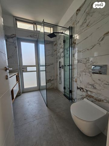 בית פרטי/ קוטג', בנימינה גבעת עדה