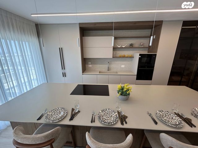 גג/ פנטהאוז, עיר, מרכז העיר, נהריה