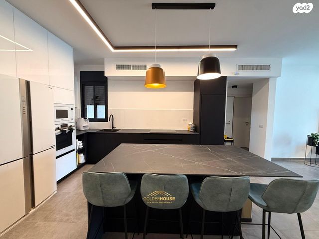 דירה, בורוכוב, קרית אליהו גולומב, רעננה