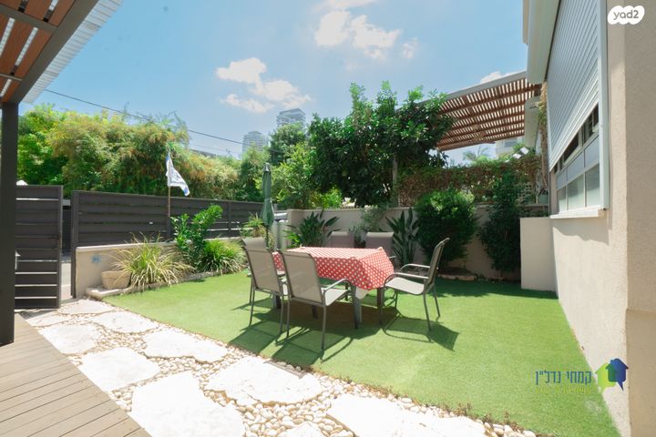 דו משפחתי, אבא אחימאיר, שכונת הותיקים, רמת גן