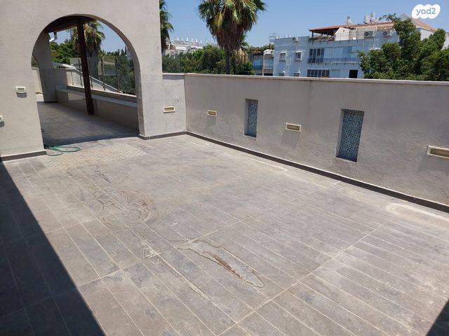 גג/ פנטהאוז